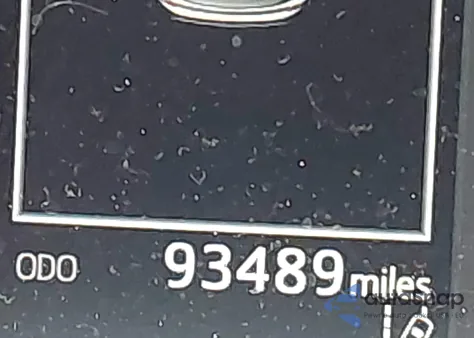 2017 Toyota Rav4 Le z USA, uszkodzony, nr VIN JTMBFREV4HJ138422